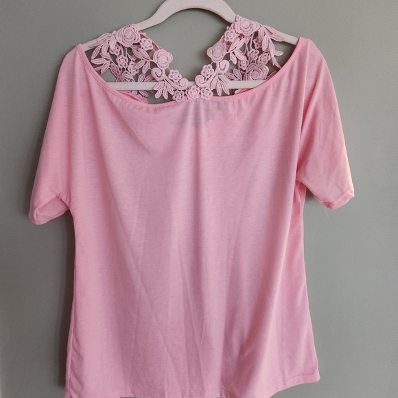 Pretty Top - Picture 2 of 2